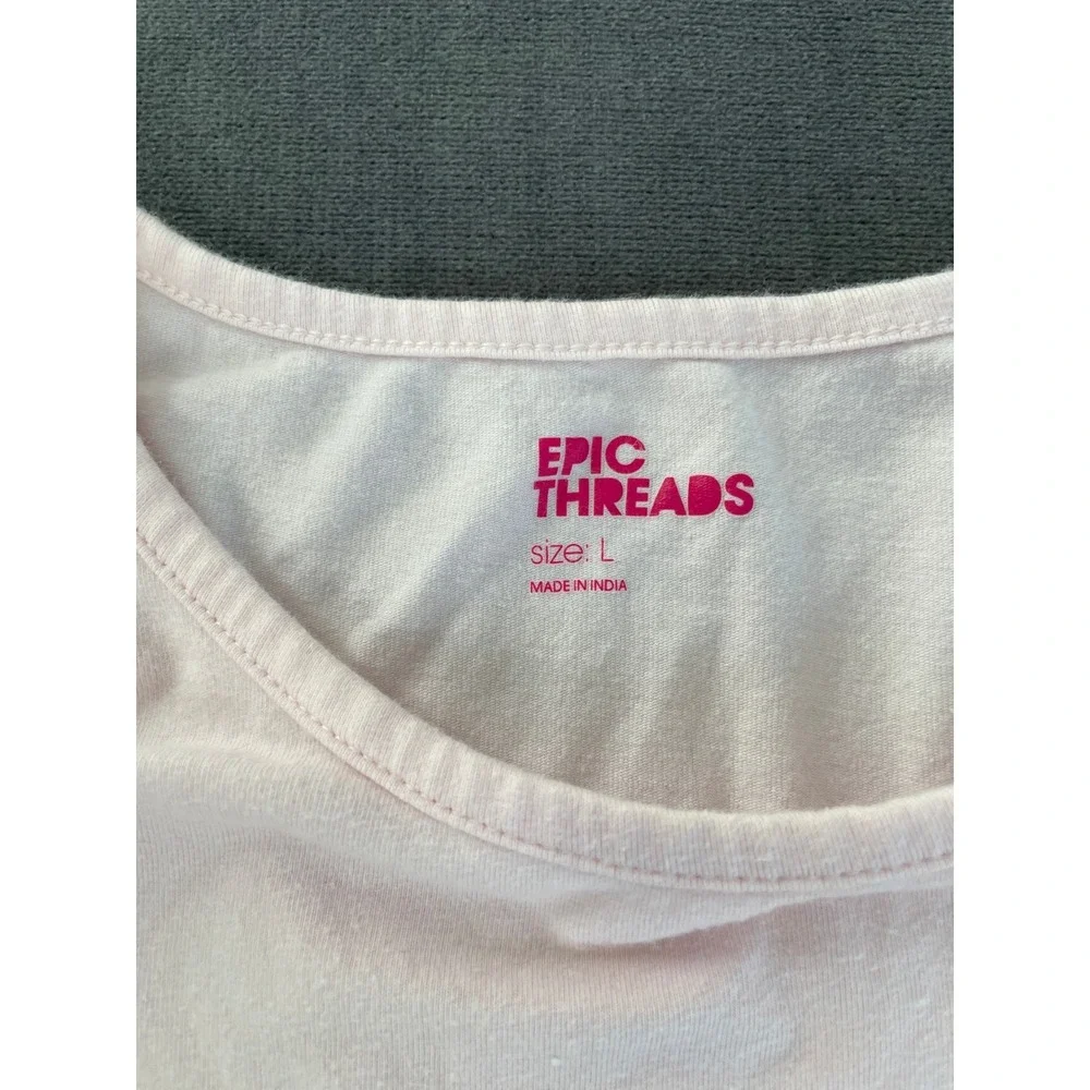 Epic Threads embrace carefree